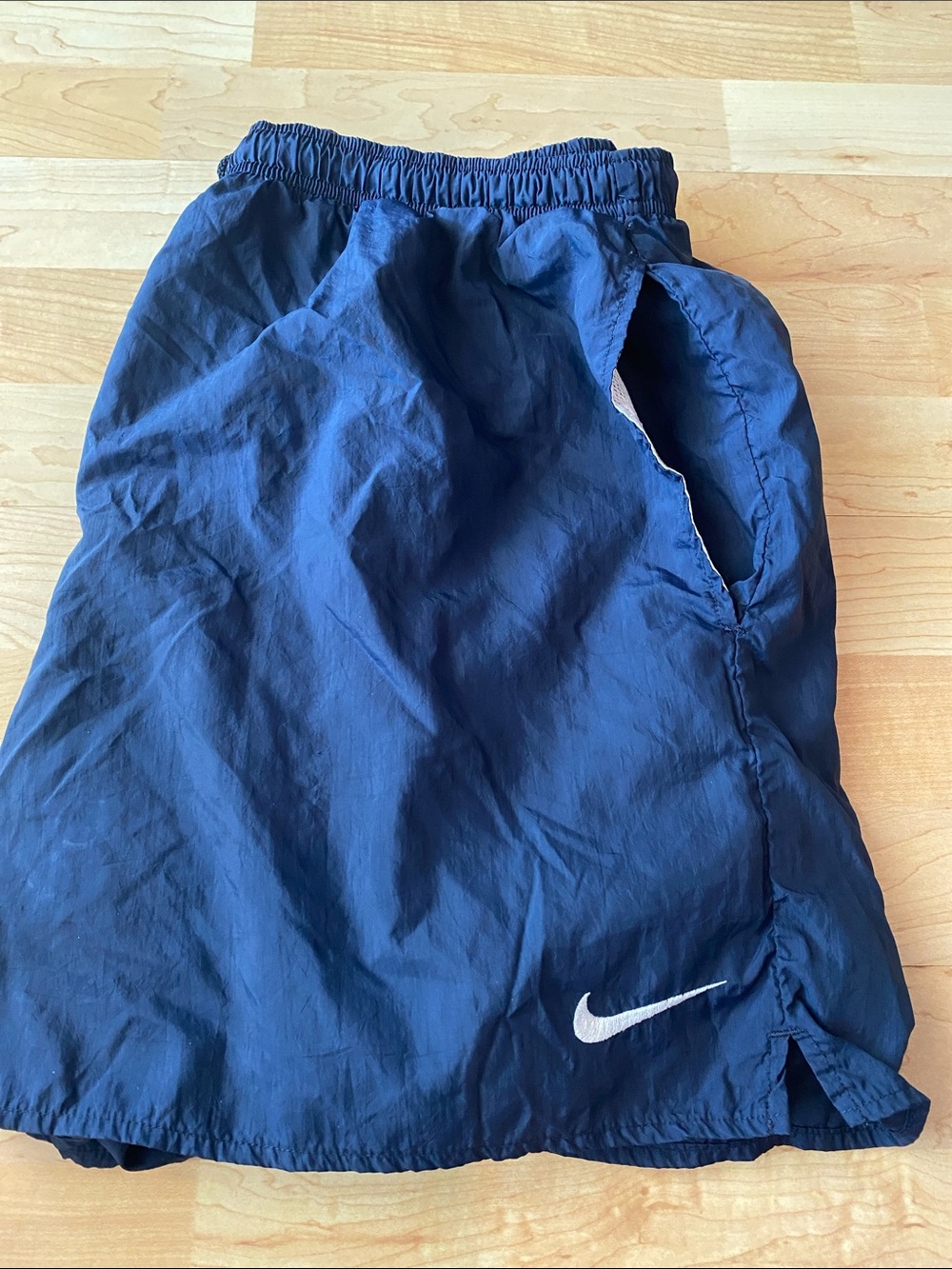 Men’s Nike Navy Blue performance XL Running Shorts with White Swoosh